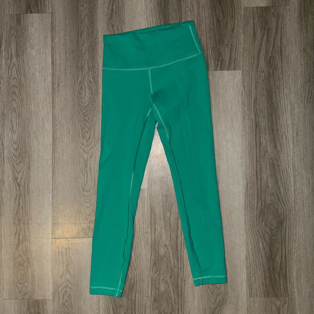 Lululemon Wunder Train High-Rise Tight
25"